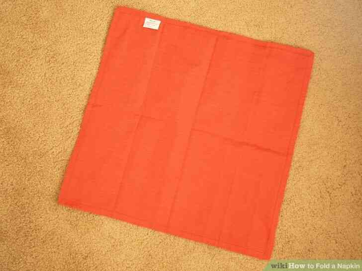 Image intitulée Plier une Serviette de table à l